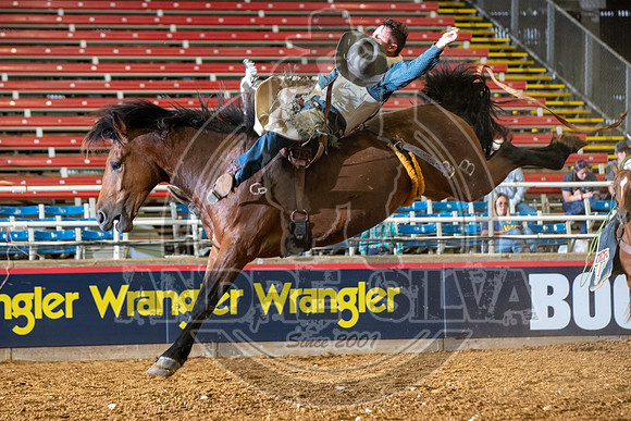 2020_06_13_Mesquite_Bareback_Riding_Colton_Onyett_453_Silva