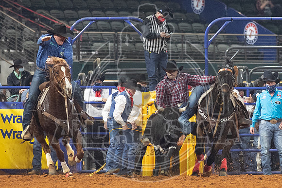 2020_Dez_11_WNFR_Steer_Wrestling_Jesse Brown_814