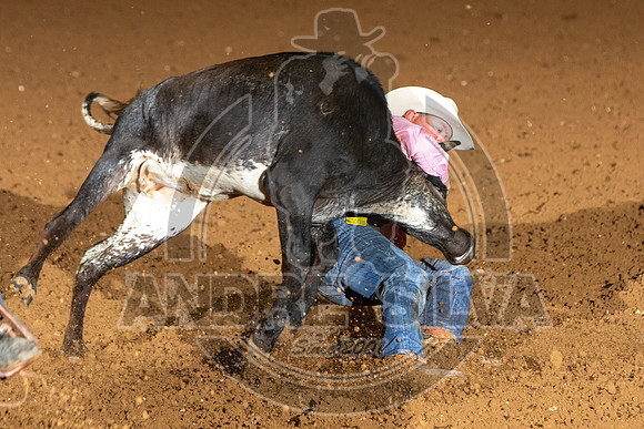 2020_06_06_Mesquite_Steer_Wrestling__196_Silva