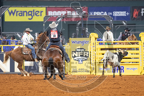2020_Dez_11_WNFR_Team_Roping_Luke Brown  Joseph Harrison_892
