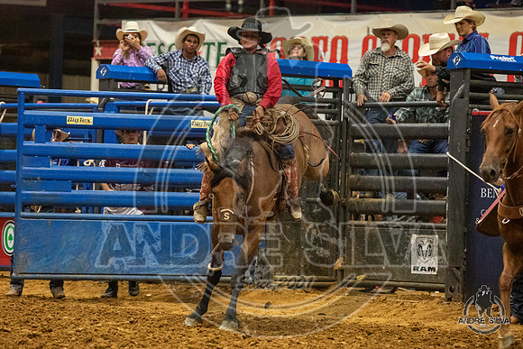 07_06_19_Mesquite_Womens_Ranch_Bronc_Riding_Melissa Chasinghawk_091_Silva