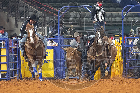 2020_Dez_11_WNFR_Steer_Wrestling_Dakota Eldridge_805