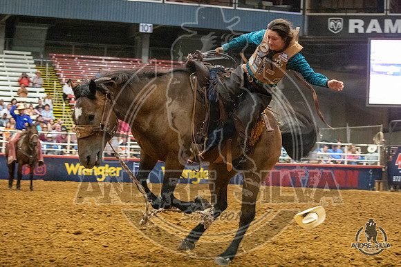 07_06_19_Mesquite_Womens_Ranch_Bronc_Riding_Crystal Collins_089_Silva