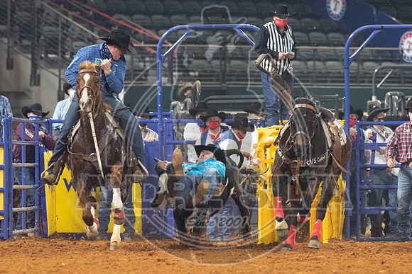 2020_Dez_11_WNFR_Steer_Wrestling_Curtis Cassidy_788