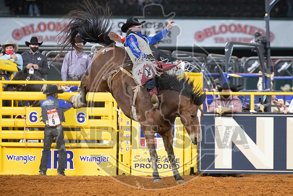 2020_Dez_09_WNFR_Bareback_Leighton Berry_254