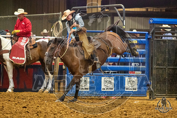 07_06_19_Mesquite_Womens_Ranch_Bronc_Riding_Jessi Wyatt_076_Silva