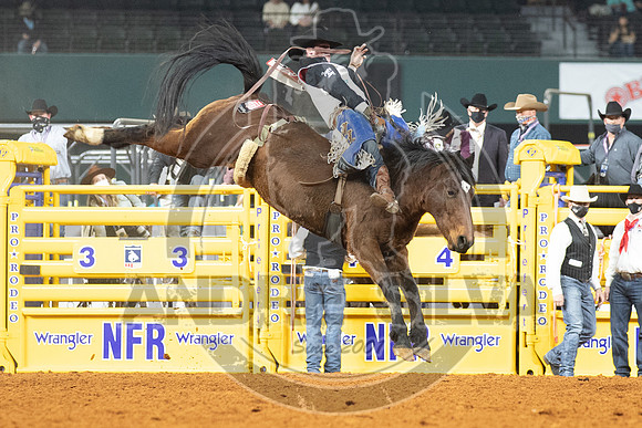 2020_Dez_11_WNFR_Bareback_Richmond Champion_686