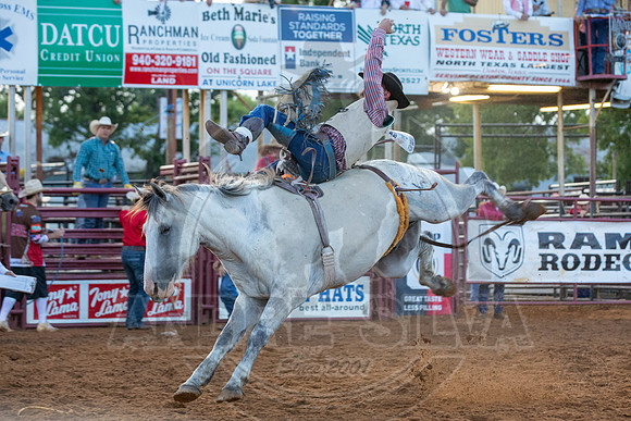08_18_19_Denton_Bareback_Riding_Ty Blessing_155_Silva