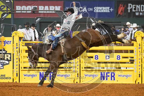 2020_Dez_09_WNFR_Bareback_Richmond Champion_106