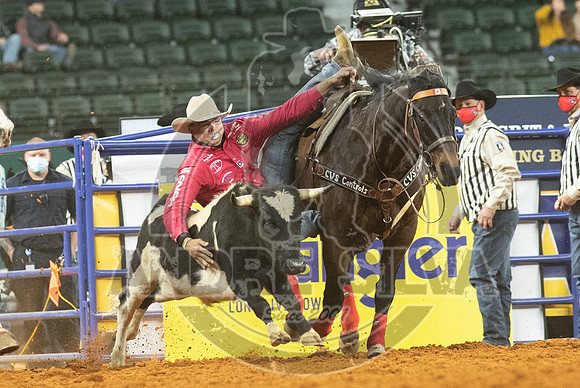 2020_Dez_06_WNFR_Steer_Wrestling_Matt Reeves_180