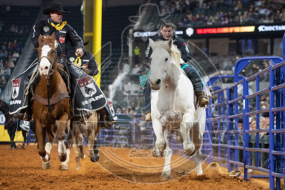 2020_Dez_12_WNFR_Bareback_Richmond Champion_194