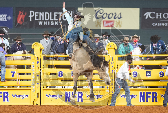 2020_Dez_12_WNFR_Bareback_Jamie Howlett_167