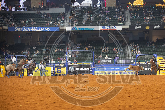 2020_Dez_11_WNFR_Team_Roping_Clay Tryan  Jake Long_858