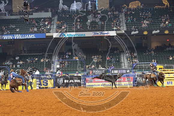 2020_Dez_11_WNFR_Team_Roping_Jeff Flenniken  Tyler Worley_830