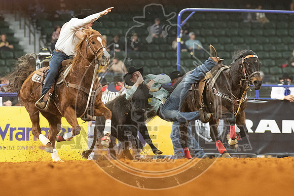 2020_Dez_06_WNFR_Steer_Wrestling_Jesse Brown_193
