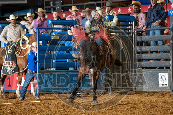 2020_06_13_Mesquite_Bareback_Riding_Tim_Murphy_449_Silva