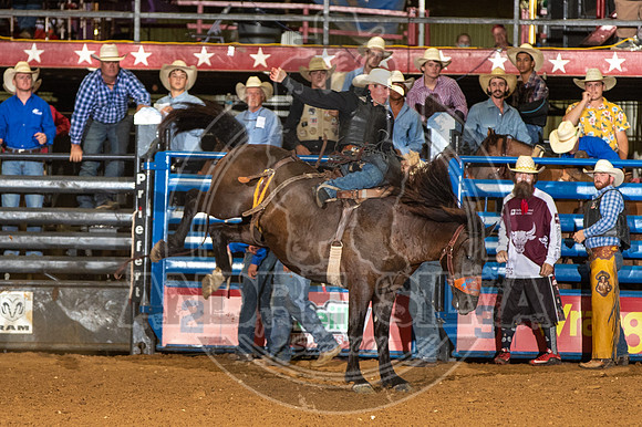 2020_08_01_Mesquite_Saddle_Bronc_Isaac_Richard_217