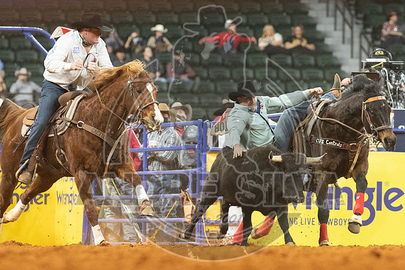 2020_Dez_06_WNFR_Steer_Wrestling_Jesse Brown_191