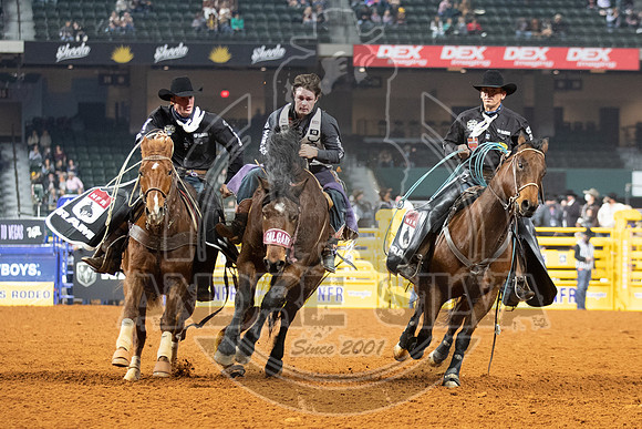 2020_Dez_11_WNFR_Bareback_Cole Reiner_709