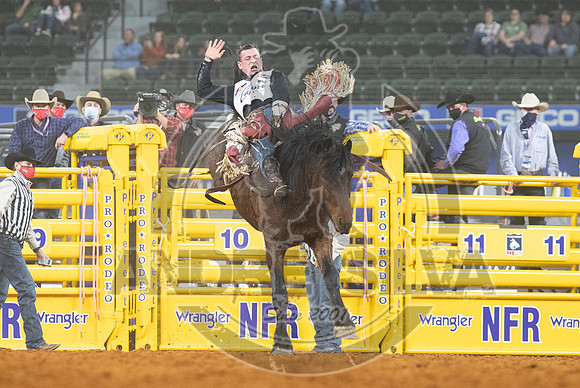 2020_Dez_06_WNFR_Bareback_Tim O'Connell_156