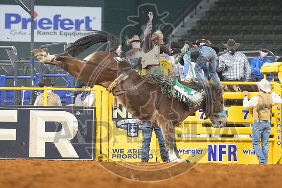 2020_Dez_06_WNFR_Saddle_Bronc_Allen Boore_314