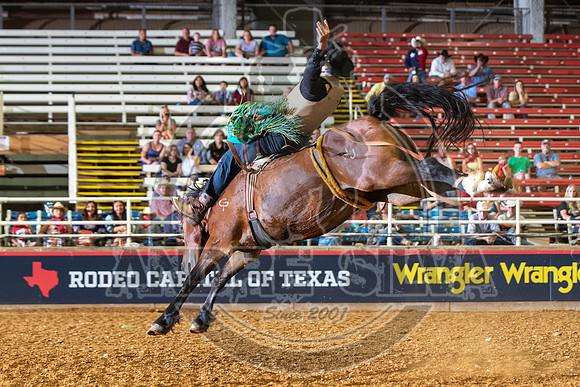 2020_06_13_Mesquite_Bareback_Riding_Wyatt_Ortega_350_Silva