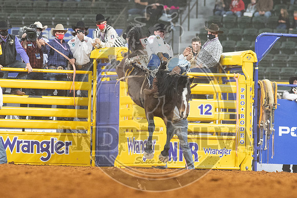 2020_Dez_06_WNFR_Bareback_Richmond Champion_133