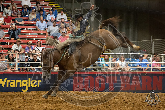 07_06_19_Mesquite_Saddle Bronc Riding_Jade Taton_162_Silva