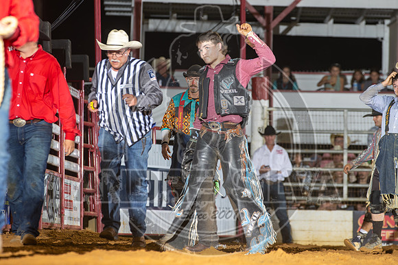 2024 Cowtown Rodeo_R1_XTREME BULLS_Wacey Schalla_Big Tasty_89_AndreSilva_325