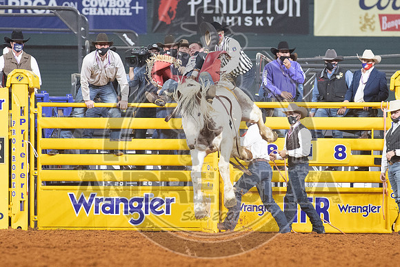 2020_Dez_12_WNFR_Bareback_Tim OConnell_224