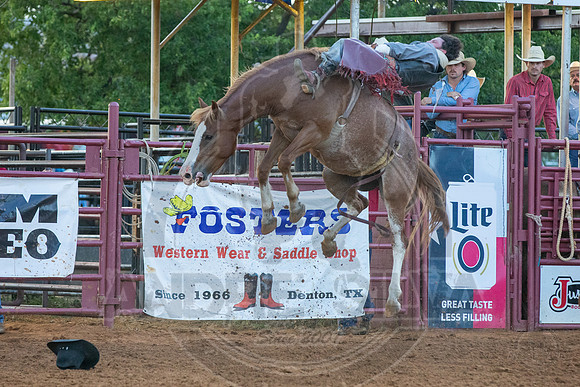 08_18_19_Denton_Bareback_Riding_Dylan Riggins_152_Silva