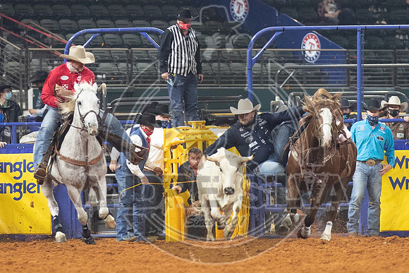 2020_Dez_11_WNFR_Steer_Wrestling_Jacob Talley_810