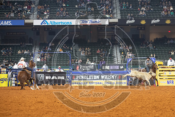2020_Dez_11_WNFR_Team_Roping_Erich Rogers Paden Bray_839