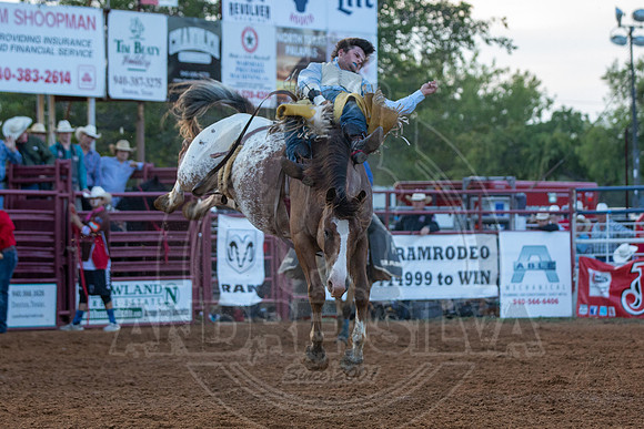 08_18_19_Denton_Bareback_Riding_Tyler Johnson_146_Silva