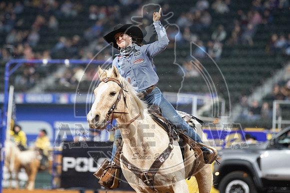 2020_Dez_11_WNFR_Barrel_Racing_Hailey Kinsel_1192