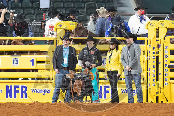 2020_Dez_12_WNFR_Bareback_Jess Pope_237