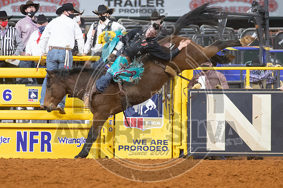 2020_Dez_09_WNFR_Bareback_Jess Pope_098