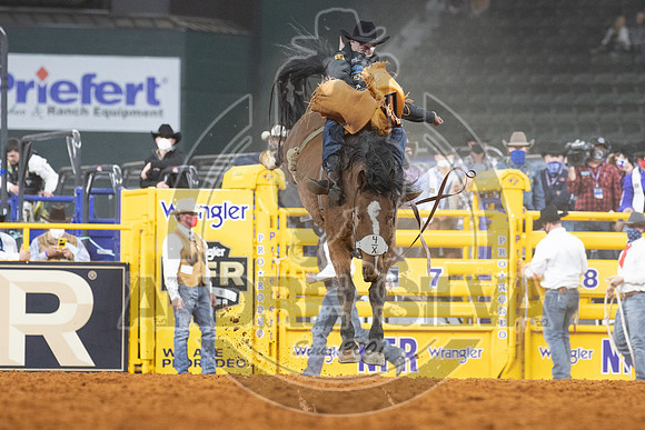 2020_Dez_06_WNFR_Bareback_Kaycee Feild_150
