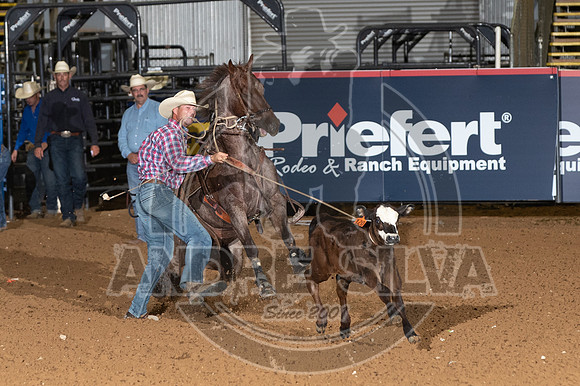2020_06_06_Mesquite_Tie_Down_Roping_Catfish Brown_501_Silva