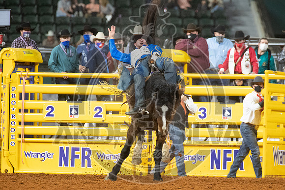 2020_Dez_09_WNFR_Bareback_Jamie Howlett_092