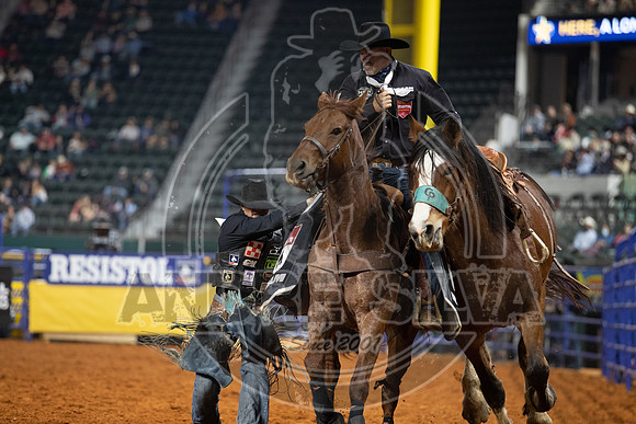 2020_Dez_11_WNFR_Saddle_Bronc_Isaac Diaz_923
