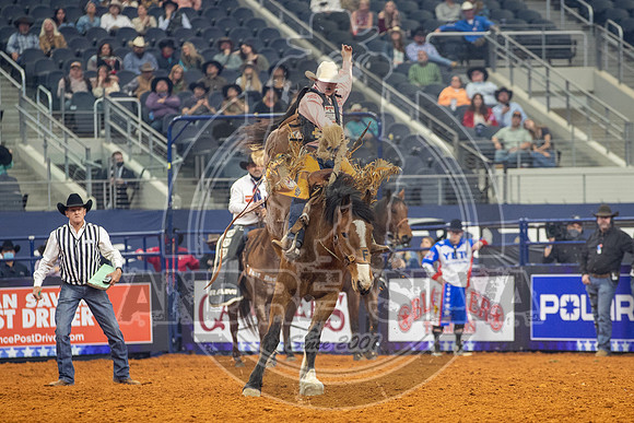 2021_TheAmerican_Saddle Bronc_Brody Cress_AndreSilva_730
