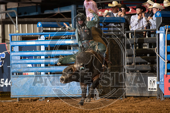 2020_06_06_Mesquite_Bulls_Riding_Trey Benton_527_Silva