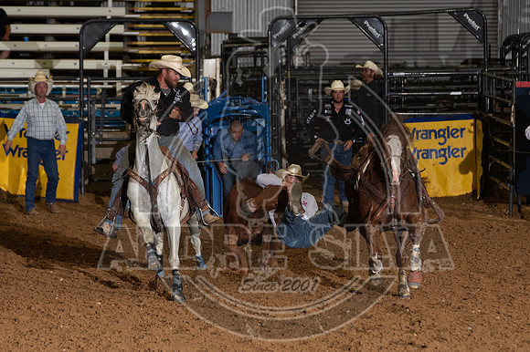2020_06_06_Mesquite_Steer_Wrestling_Justin Shaffer_412_Silva