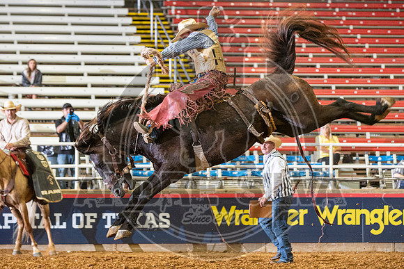 2020_06_06_Mesquite_Saddle_Bronc_Riding__570_Silva