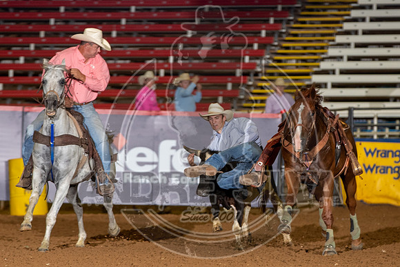 2020_08_01_Mesquite_Steer_Wrestling_Tyler_Muth_102