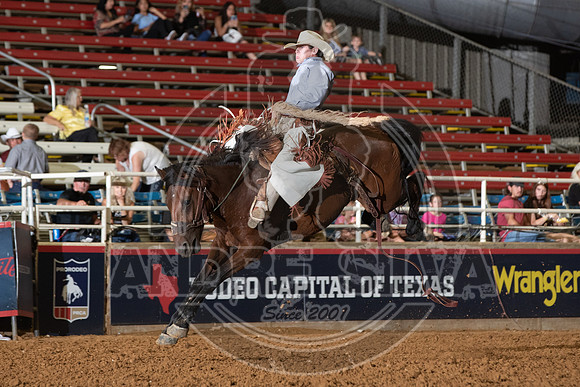 2020_06_06_Mesquite_Saddle_Bronc_Riding_Cole Franks_485_Silva