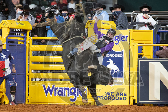 2020_Dez_09_WNFR_Bull_Riding_Boudreaux Campbell_499