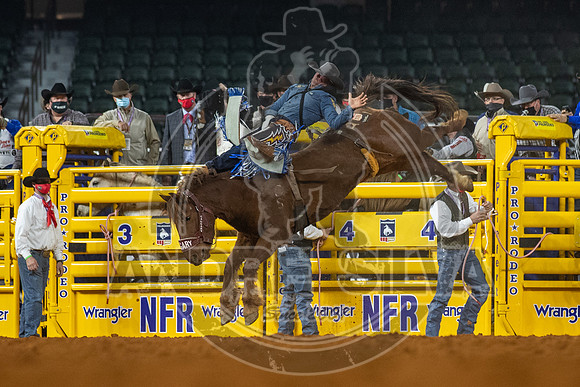 2020_Dez_03_WNFR_Bareback_Chad_Rutherford_092