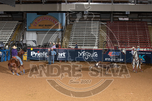 2020_06_06_Mesquite_Team Roping_Cory Smothers, Brandon Gonzales_272_Silva